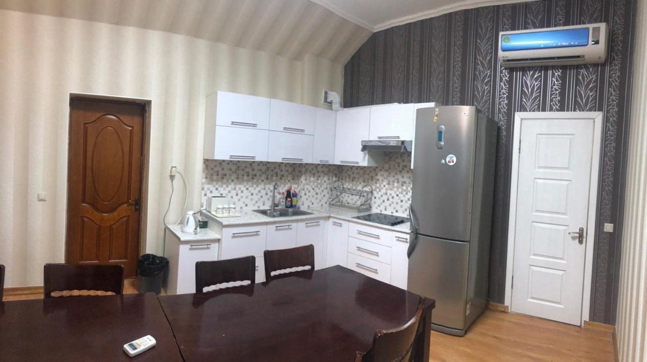 Rodem House Hostel Biskek Kültér fotó